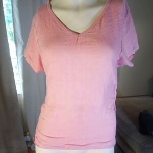 Fitted Pink Short Sleeve V-Neck Tee